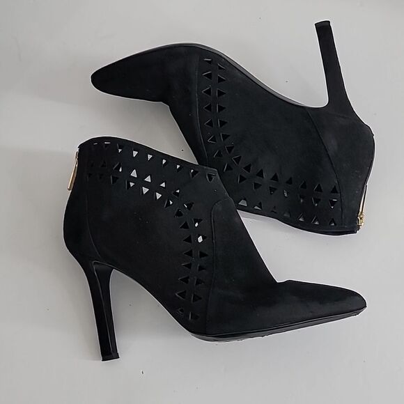 Tamara Mellon Black Suede Laser Cut Ankle Booties. - Picture 12 of 13